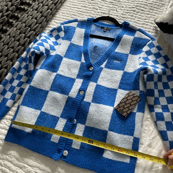 Brand New ! Vans Checkered Button Up Cardigan Sweater - Picture 9 of 9